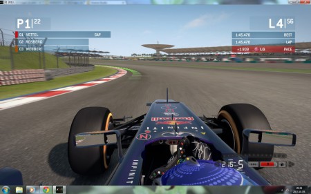 Vettel a Sepang International Circuit 5-ös kanyarjában.